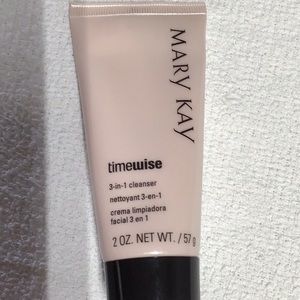 Mary Kay Timewise 3- in-1 cleanser